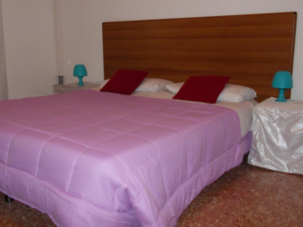 Travellers Lodge Bed & Rooms Treviso Zimmer foto