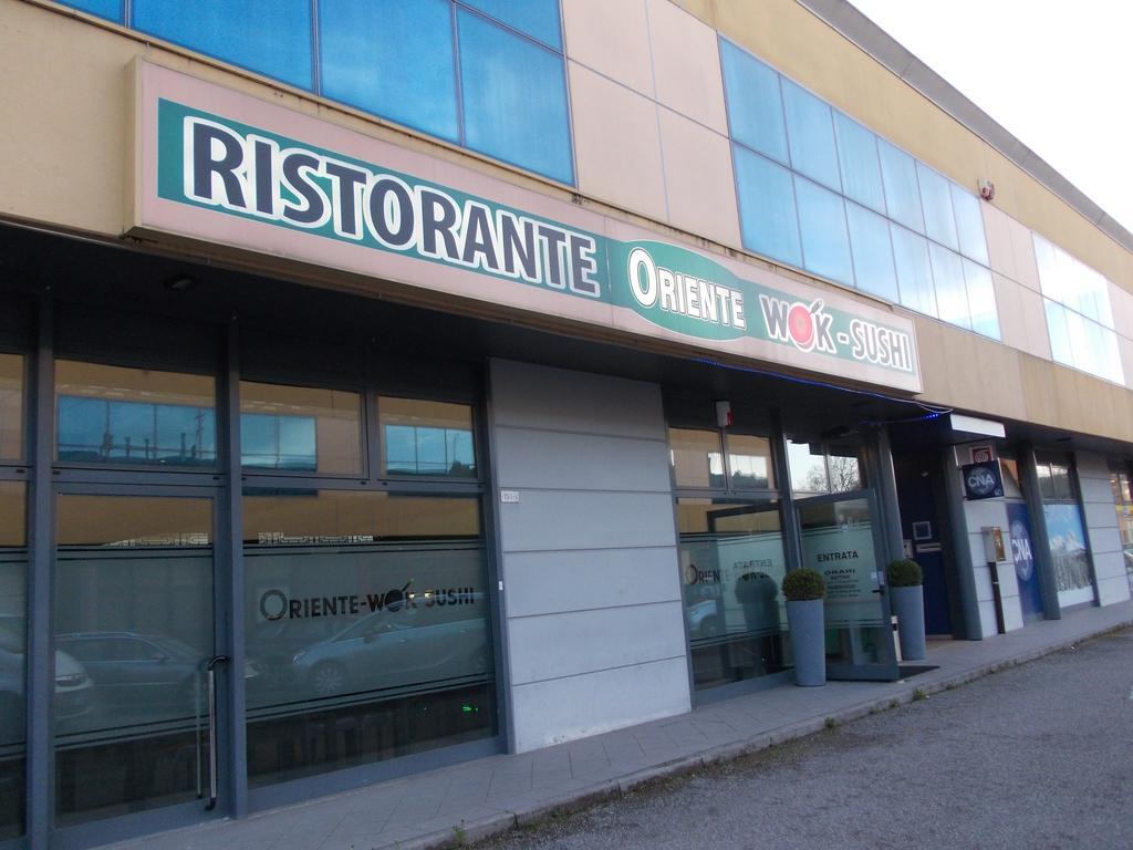 Travellers Lodge Bed & Rooms Treviso Exterior foto