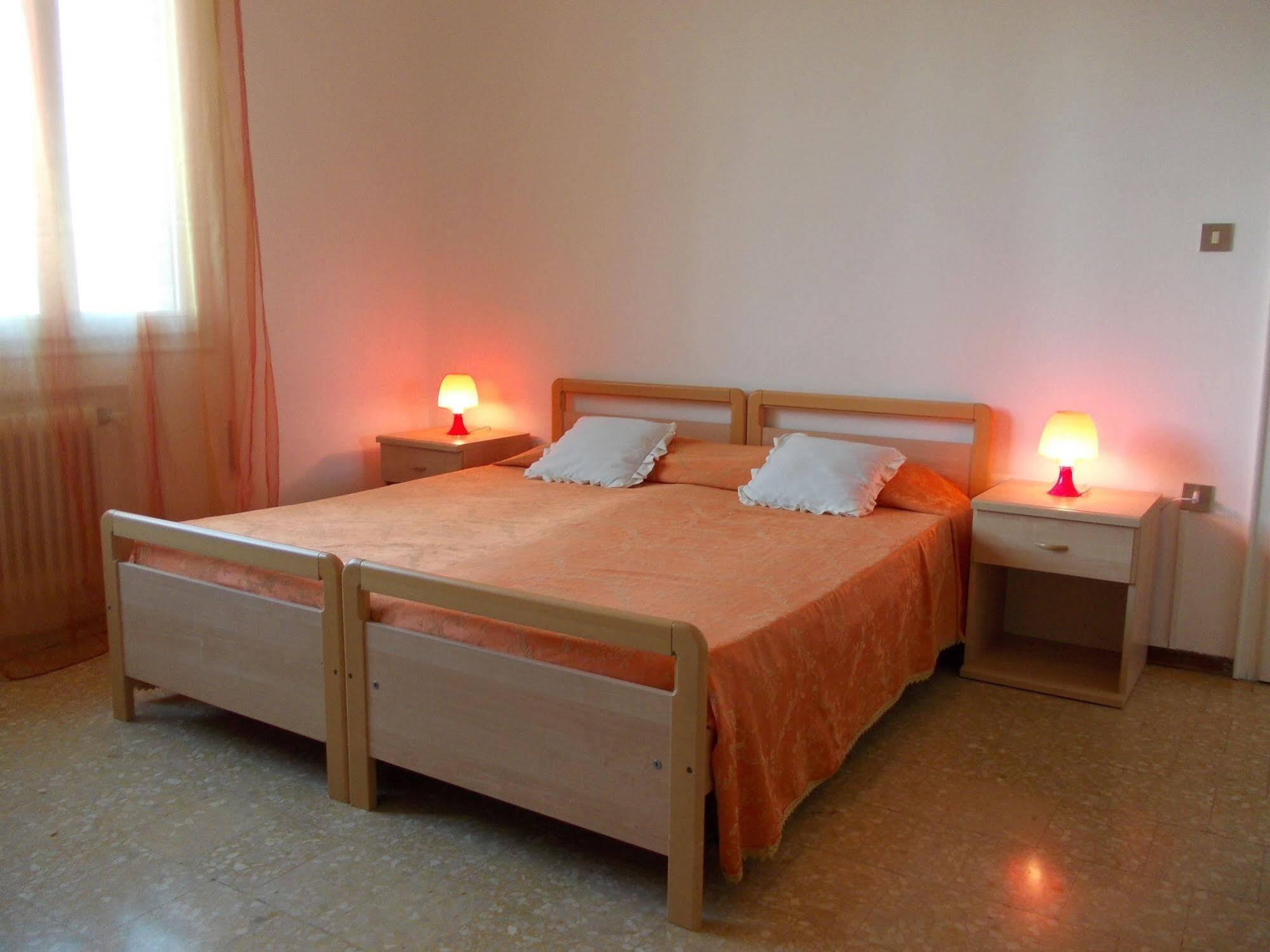 Travellers Lodge Bed & Rooms Treviso Exterior foto